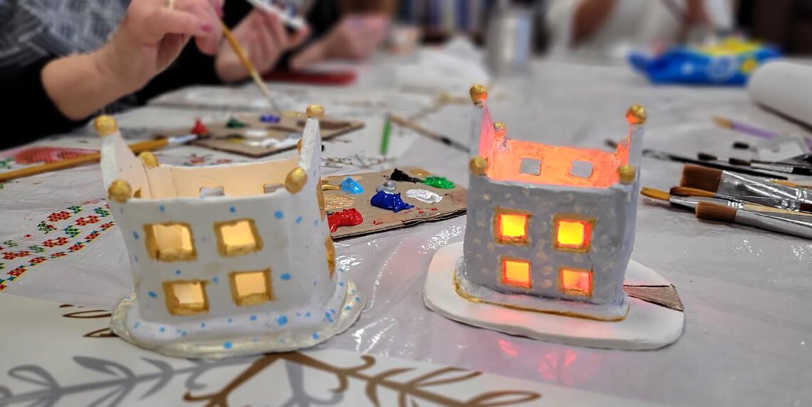 Дім, в якому завжди горить світло