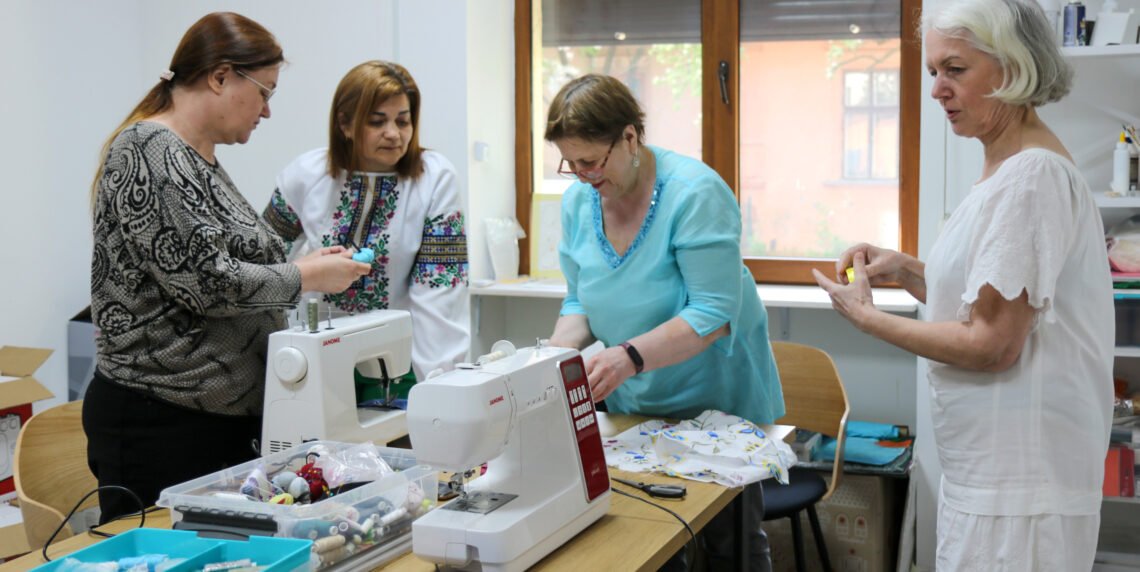 Третя група курсів шиття вийшла на фінішну пряму